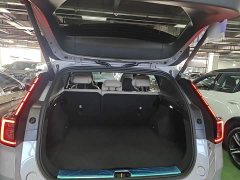 Volvo XC70 Plug-in Hybrid 2026 Two-Wheel Drive Long Range Core - ფოტო 19