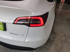 Tesla Model Y Long Range All-Wheel Drive 3D7 - ფოტო 8