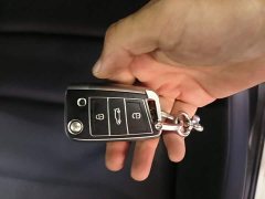 Volkswagen Tiguan L 330TSI Automatic FWD R-Line Comfort Edition - ფოტო 9