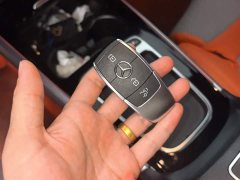 Mercedes-Benz GLB Facelift GLB 220 Fashion Edition - ფოტო 9