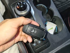 Ford Focus Hatchback EcoBoost 180 Automatic ST Line - ფოტო 9