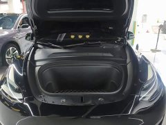Tesla Model Y Long Range All-Wheel Drive - ფოტო 16