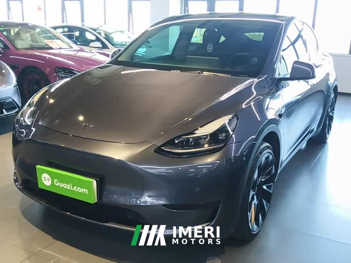 Tesla Model Y Facelift Rear-Wheel Drive