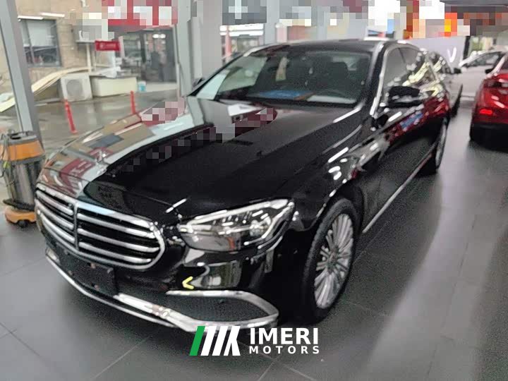 Mercedes-Benz E-Class Facelift E 300 L Fashion Edition