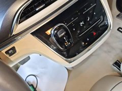 Buick GL8 Land Executive Cabin 652T Luxury - ფოტო 14