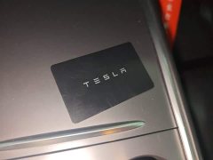 Tesla Model Y Long Range All-Wheel Drive 3D7 - ფოტო 9