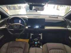 BYD Han DM-i 125KM Luxury - ფოტო 10