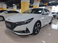 Hyundai Elantra 2021 1.5L CVT GLX Elite - ფოტო 1