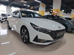 Hyundai Elantra 2021 1.5L CVT GLX Elite - ფოტო 4