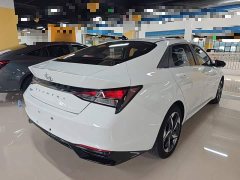 Hyundai Elantra 2021 1.5L CVT GLX Elite - ფოტო 7