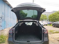 Tesla Model Y Rear-Wheel Drive - ფოტო 19