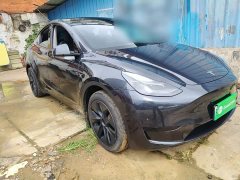 Tesla Model Y Rear-Wheel Drive - ფოტო 4