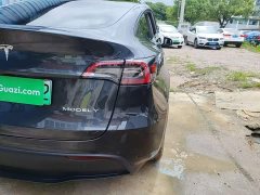 Tesla Model Y Rear-Wheel Drive - ფოტო 8