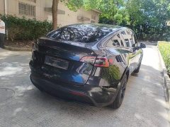 Tesla Model Y Rear-Wheel Drive - ფოტო 7