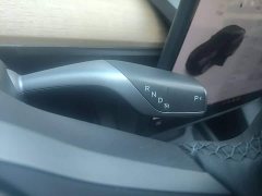 Tesla Model Y Standard Range RWD - ფოტო 14