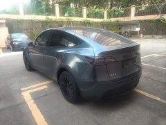 Tesla Model Y Standard Range RWD - ფოტო 5