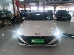 Hyundai Elantra 1.5L CVT Luxury - ფოტო 3