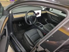 Tesla Model Y Long Range All-Wheel Drive - ფოტო 16