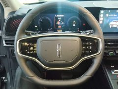 Lincoln Explorer 2025 1.5T Two-Wheel Drive Prestige Hybrid - ფოტო 11