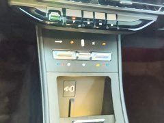 Lincoln Explorer 2025 1.5T Two-Wheel Drive Prestige Hybrid - ფოტო 14