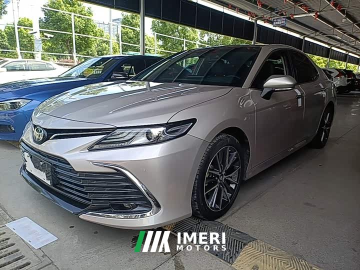 Toyota Camry 2.5G Luxury
