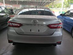Toyota Camry 2.5G Luxury - ფოტო 6