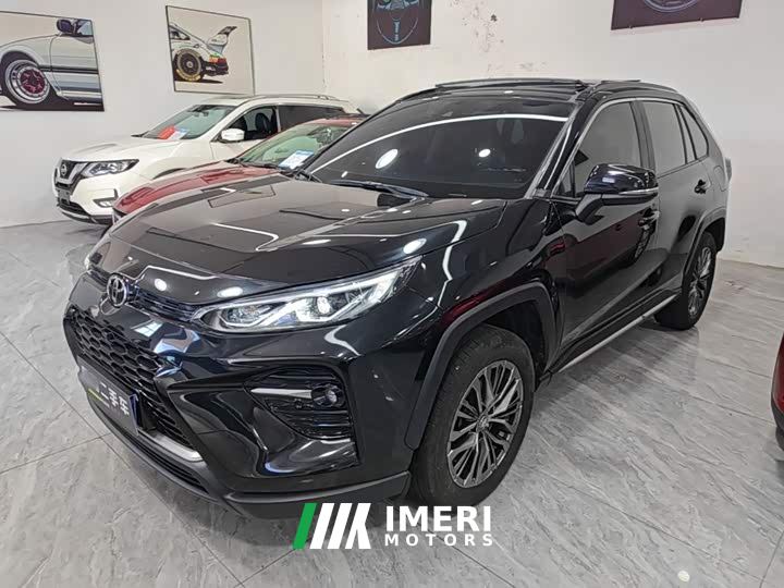 Toyota Wildland 2.0L CVT FWD Luxury Plus