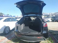 Tesla Model Y Standard Range RWD - ფოტო 19