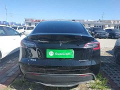 Tesla Model Y Standard Range RWD - ფოტო 6