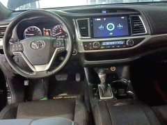 Toyota 2021 Highlander 2.0T AWD Premium 7-Seater - ფოტო 10
