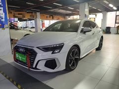 Audi A3 Facelift Sportback 35 TFSI Fashion Sport - ფოტო 1