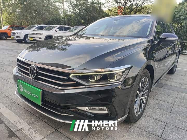 Volkswagen Magotan 380TSI DSG Luxury
