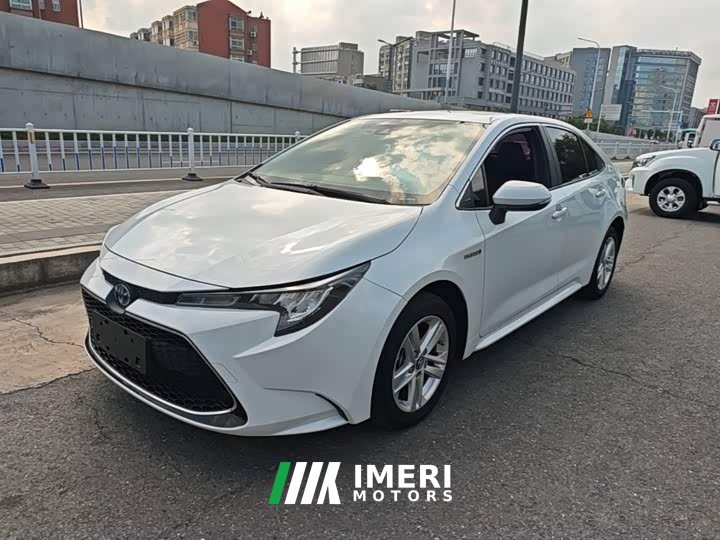Toyota Corolla Hybrid 1.8H E-CVT Luxury