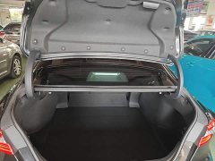 Toyota Camry 2019 Facelift 2.0G Luxury - ფოტო 19