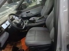 NIO ES8 2020 415KM Six-Seater - ფოტო 15