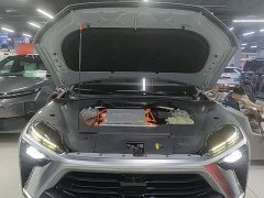 NIO ES8 2020 415KM Six-Seater - ფოტო 20