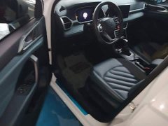 Volkswagen Touareg 300TSI Two-Wheel Drive Moonlight Edition - ფოტო 16