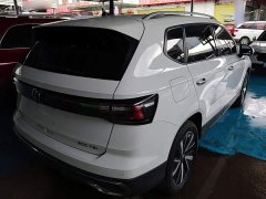Volkswagen Touareg 300TSI Two-Wheel Drive Moonlight Edition - ფოტო 7