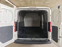 Wuling Yangguang 300km Comfort Enclosed Window Version 60kW - ფოტო 19