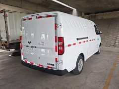Wuling Yangguang 300km Comfort Enclosed Window Version 60kW - ფოტო 7