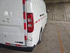 Wuling Yangguang 300km Comfort Enclosed Window Version 60kW - ფოტო 8