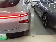 XPeng P7 625E - ფოტო 8
