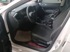 Volkswagen Polo 2019 Plus 1.5L Automatic Panoramic Sunroof Comfort Edition - ფოტო 16