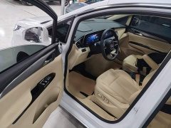 Buick GL8 New Energy Lusang Respect Edition - ფოტო 16