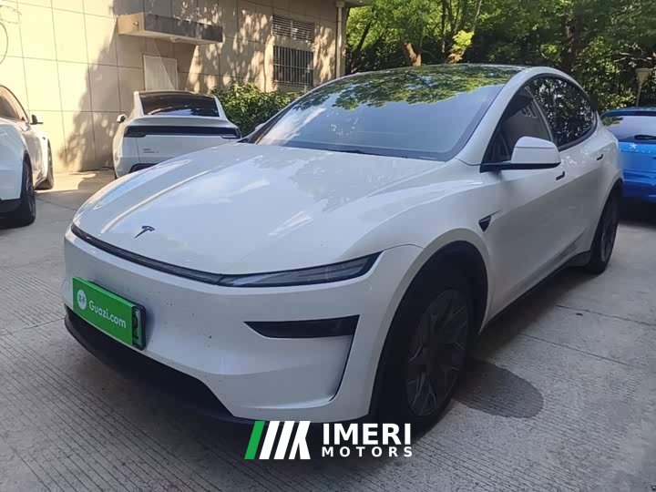 Tesla Model Y L Long Range All-Wheel Drive - ავტომობილი ჩინეთიდან