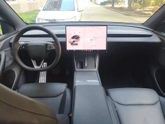 Tesla Model Y L Long Range All-Wheel Drive - ფოტო 10