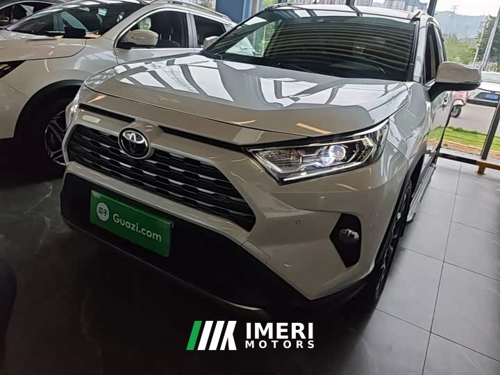Toyota RAV4 2.0L CVT FWD Premium - ავტომობილი ჩინეთიდან