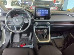 Toyota RAV4 2.0L CVT FWD Premium - ფოტო 10