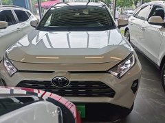 Toyota RAV4 2.0L CVT FWD Premium - ფოტო 3