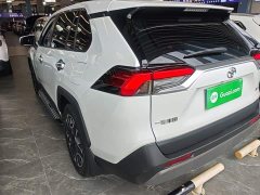 Toyota RAV4 2.0L CVT FWD Premium - ფოტო 5